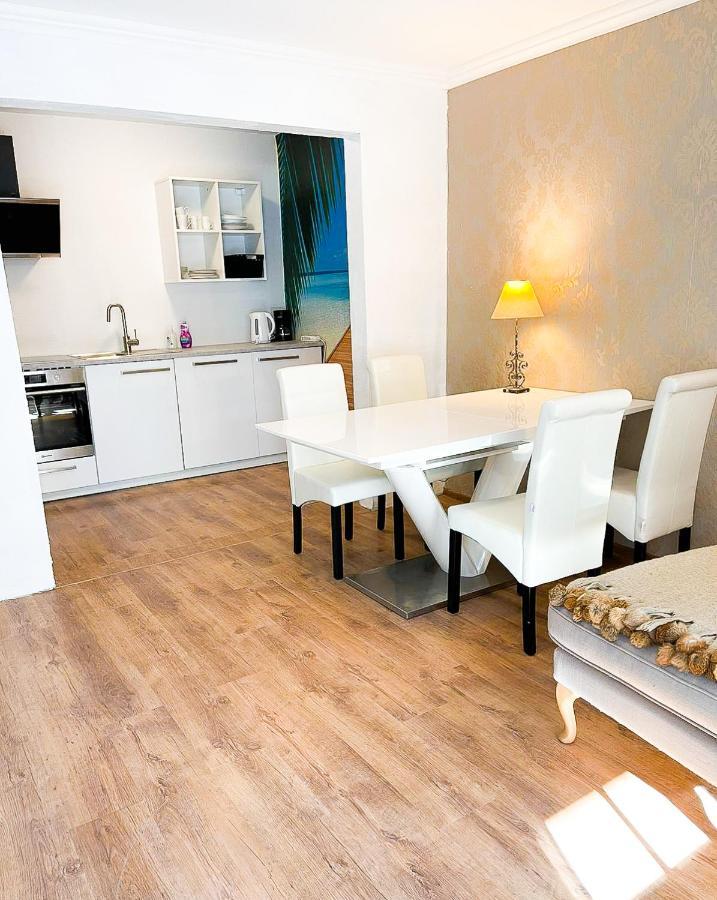 Stylische Wohnung Mit Charme 라벤스부르크 외부 사진